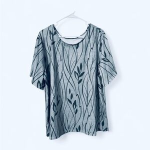 Leaf Patterned Blue Women's Top Medium